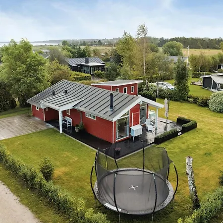 Red House By Fyn's Coast Awaits Cosiness Сasa de vacaciones Middelfart